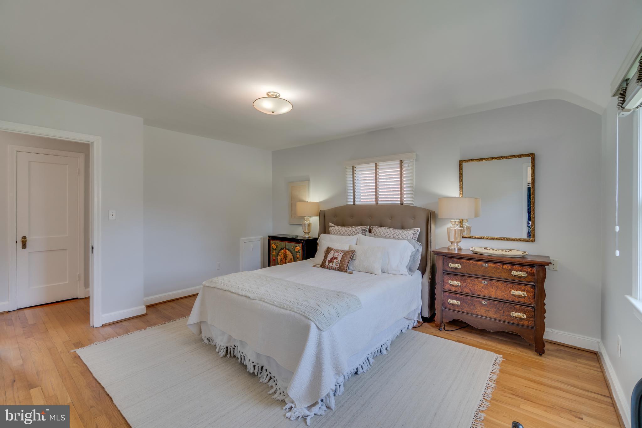 9618 Sutherland Road Silver Spring, MD 20901 - Photo 33 of 52 BR2 can fit king bed frame + furniture