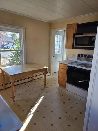 $154,000 | 28 Dr Mann Road, Skowhegan, ME 04976