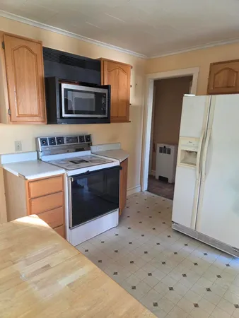 $154,000 | 28 Dr Mann Road, Skowhegan, ME 04976