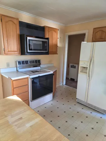 $160,000 | 28 Dr Mann Road, Skowhegan, ME 04976