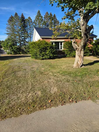 $154,000 | 28 Dr Mann Road, Skowhegan, ME 04976