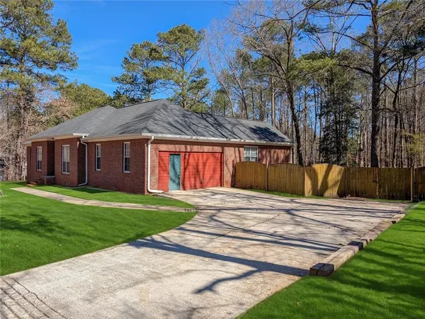 a view of outdoor space yard and deck