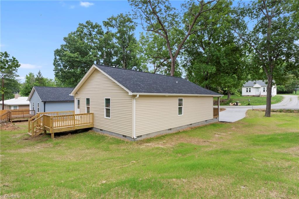 160 Old Fisher Ferry Road Thomasville, NC 27360 - Photo 17 of 19
