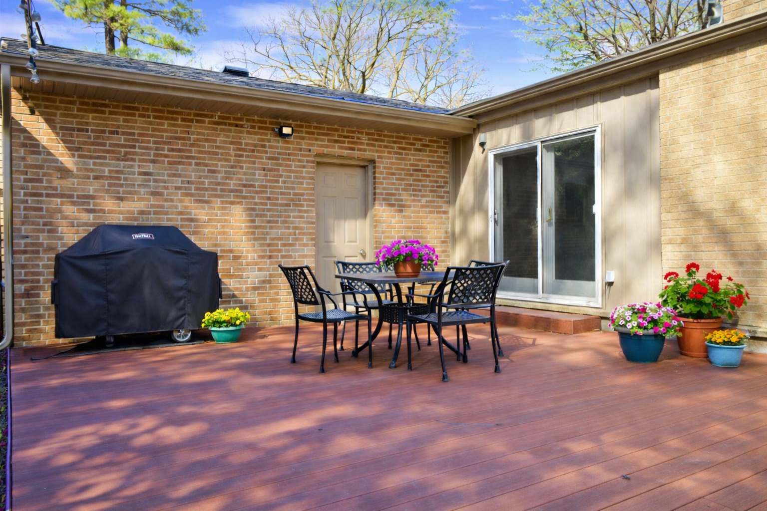 1316 Mineral Springs Road Sterling, IL 61081 - Photo 11 of 48