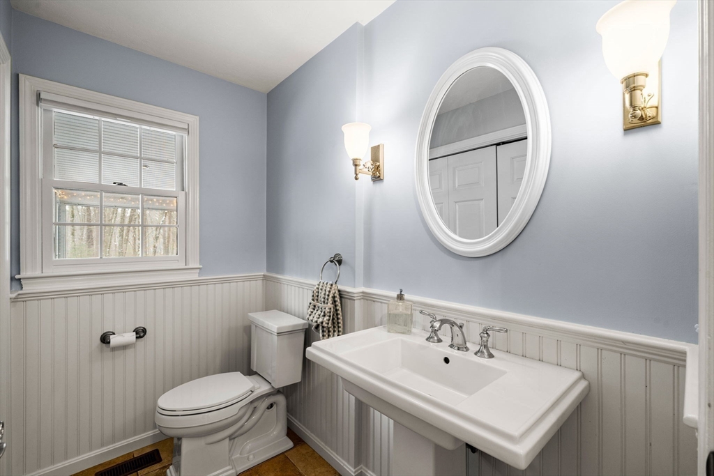 94 C Lawrence Road Boxford, MA 01921 - Photo 18 of 42