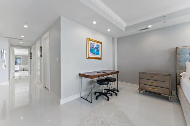 $3,945,000 | 155 South Ocean Avenue, Unit 502, Palm Beach Shores, FL 33404