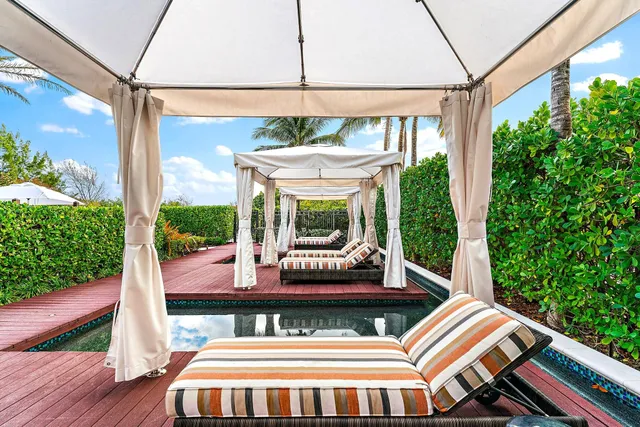 $3,945,000 | 155 South Ocean Avenue, Unit 502, Palm Beach Shores, FL 33404