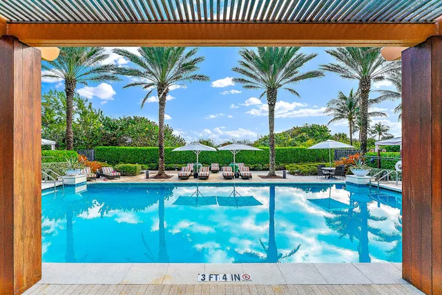 $3,945,000 | 155 South Ocean Avenue, Unit 502, Palm Beach Shores, FL 33404