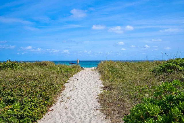$3,945,000 | 155 South Ocean Avenue, Unit 502, Palm Beach Shores, FL 33404