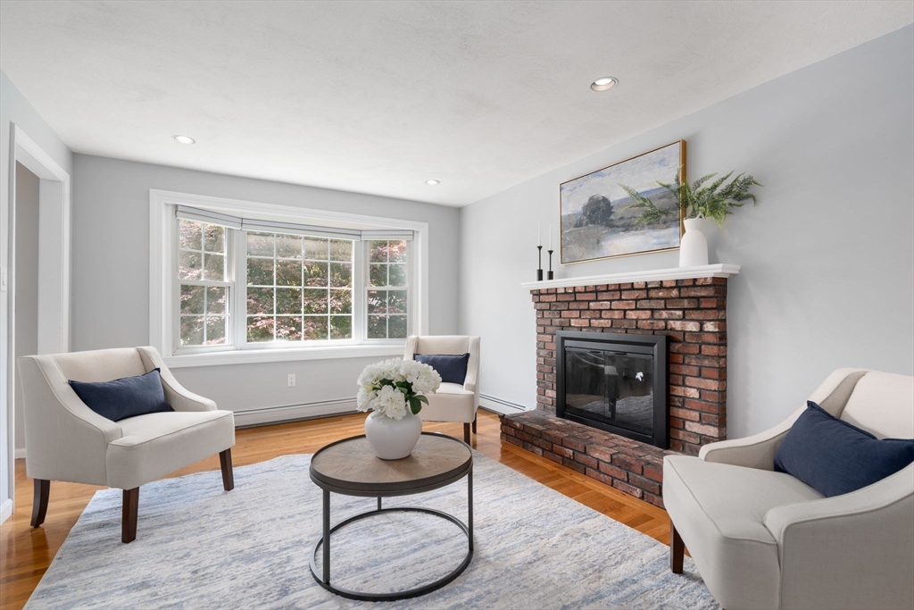 11 Fox Hill Road Framingham, MA 01701 - Photo 14 of 42