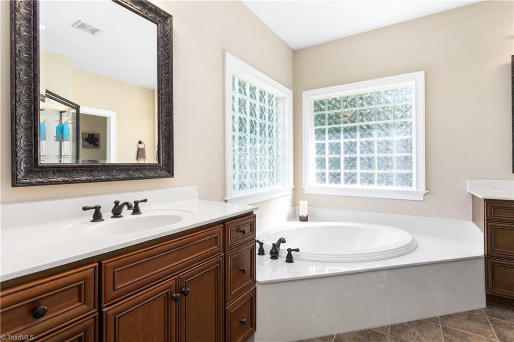 187 Canyon Road Mocksville, NC 27028 - Photo 20 of 50 Gallery Image 20