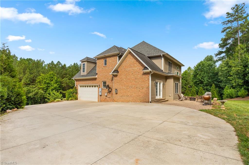 187 Canyon Road Mocksville, NC 27028 - Photo 45 of 50 Gallery Image 45