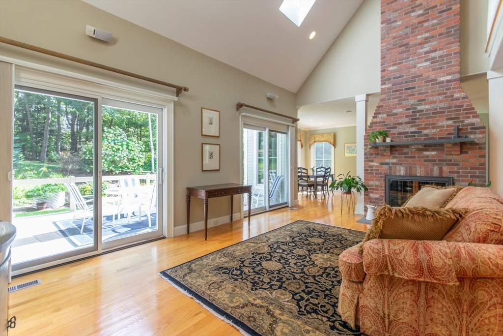 7 Western View Road Holyoke, MA 01040 - Photo 21 of 42