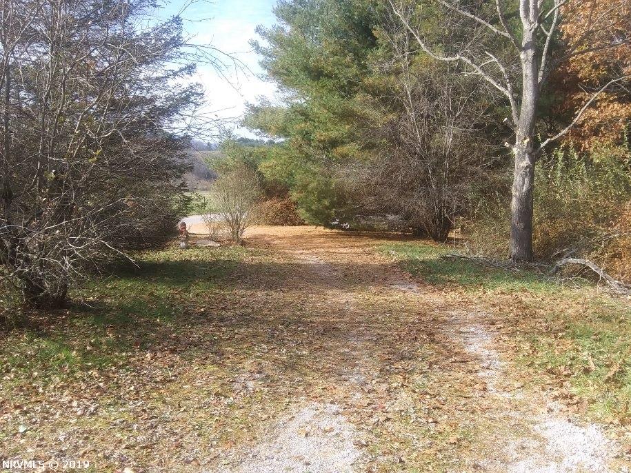 537 Red Oak Grove Road Northeast Floyd, VA 24091 - Photo 2 of 11 Gallery Image 2
