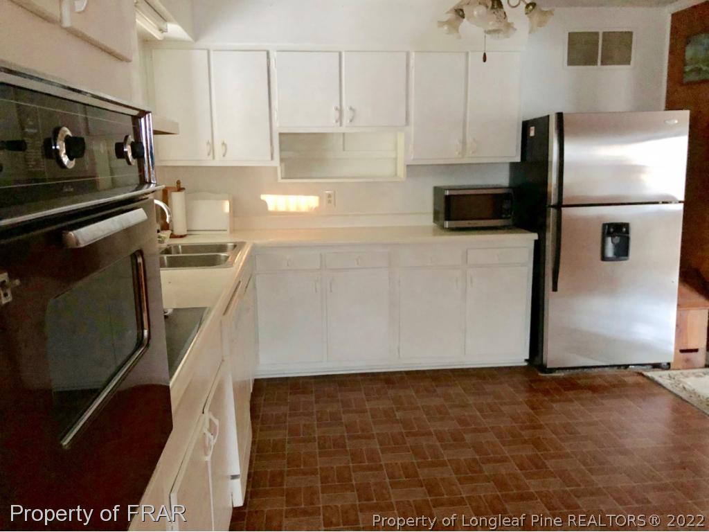 5305 Hampton Road Fayetteville, NC 28311 - Photo 3 of 15 Gallery Image 3