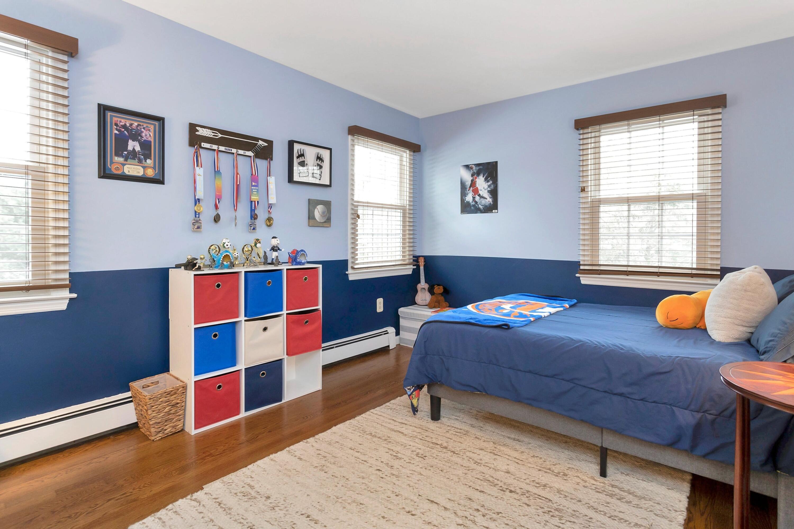 2 Red Barn Road Darien, CT 06820 - Photo 31 of 38 a bedroom with furniture and window