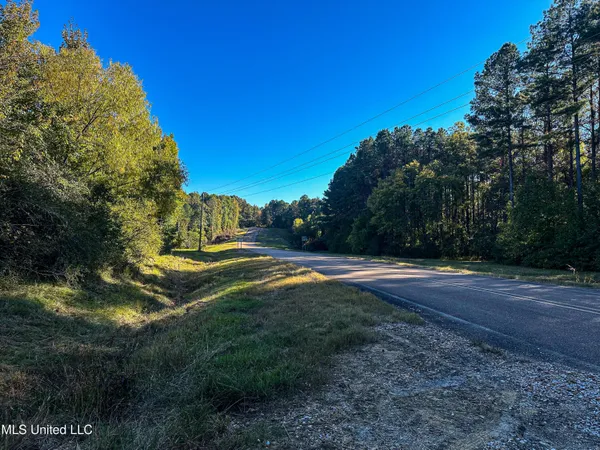 $546,856 | 1 Mississippi 331, Paris, MS 38949