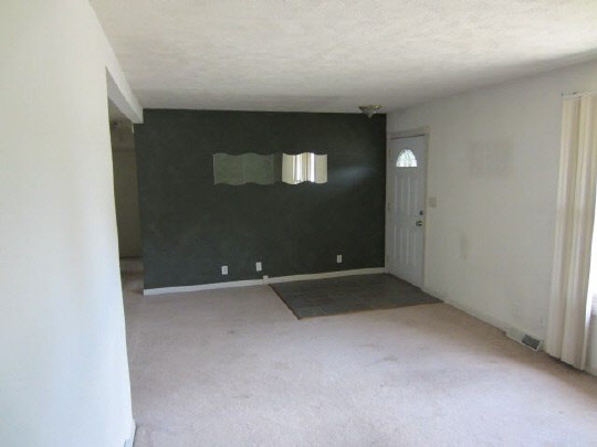 3205 Edelweiss Road Rockford, IL 61109 - Photo 4 of 9 Gallery Image 4