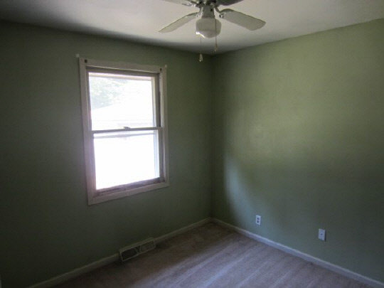 3205 Edelweiss Road Rockford, IL 61109 - Photo 7 of 9 Gallery Image 7