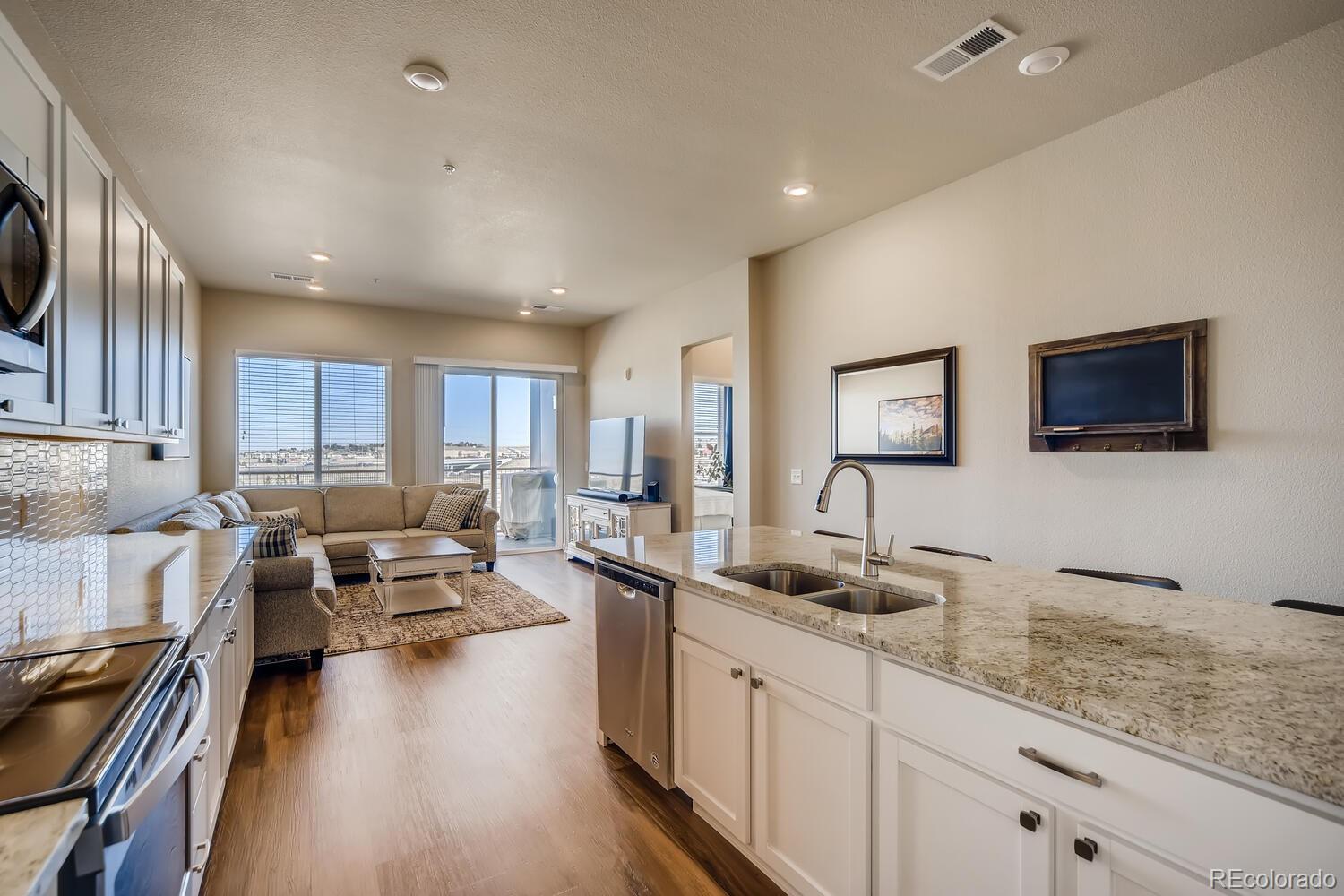 9283 Twenty Mile Road, Unit 402 Parker, CO 80134 - Photo 12 of 38