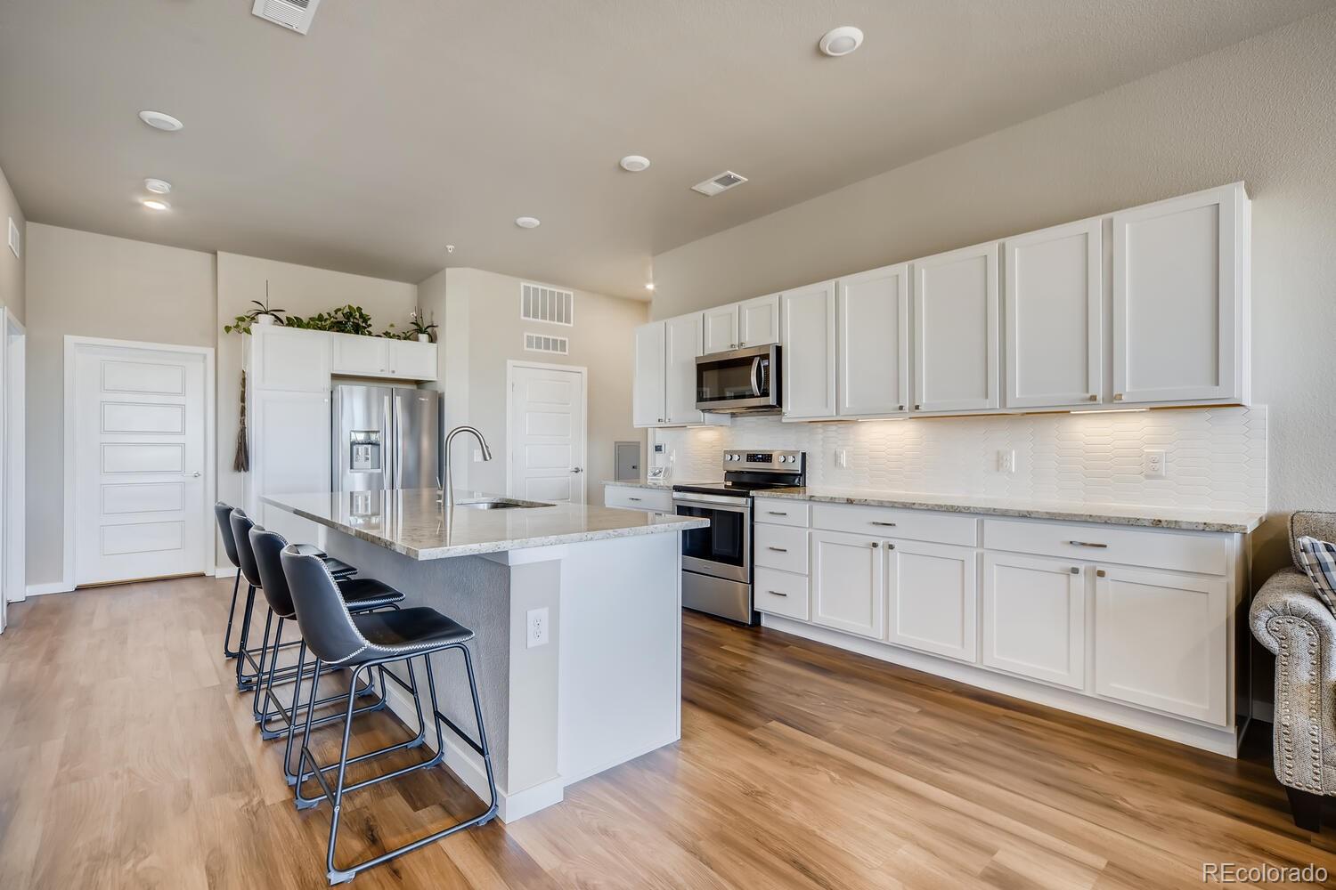 9283 Twenty Mile Road, Unit 402 Parker, CO 80134 - Photo 9 of 38