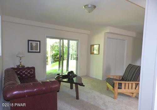117 Hickory Road Milford, PA 18337 - Photo 12 of 25 Family Room