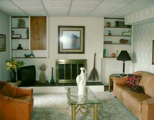 149 Highview Drive Apollo, PA 15613 - Photo 8 of 8 Den/Family/Great Room.