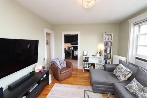 $2,800 | 11 Vinal Street, Unit 12, Boston, MA 02135