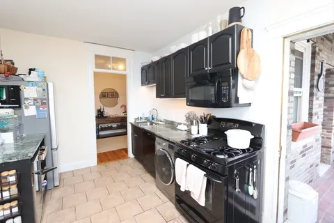 $2,800 | 11 Vinal Street, Unit 12, Boston, MA 02135