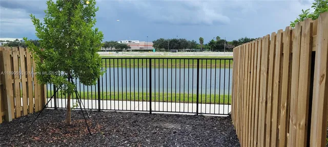 $2,500 | 1461 Northeast 5th Avenue, Unit 1461, Florida City, FL 33034