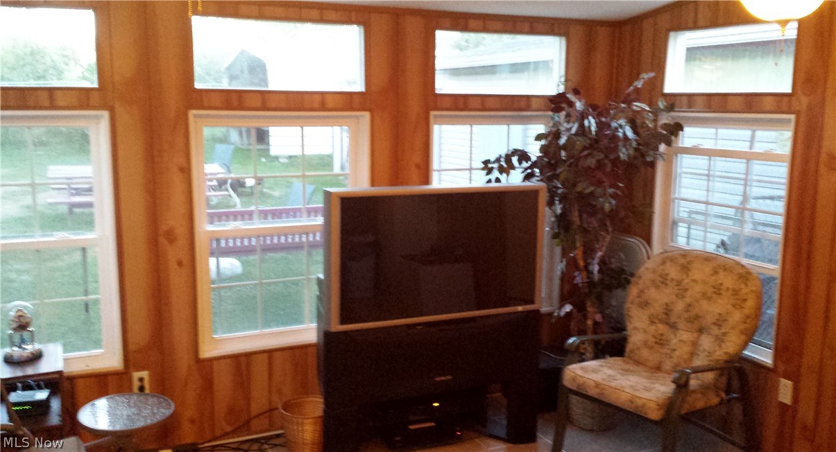 5794 Knapp Road Ravenna, OH 44266 - Photo 3 of 29 Gallery Image 3