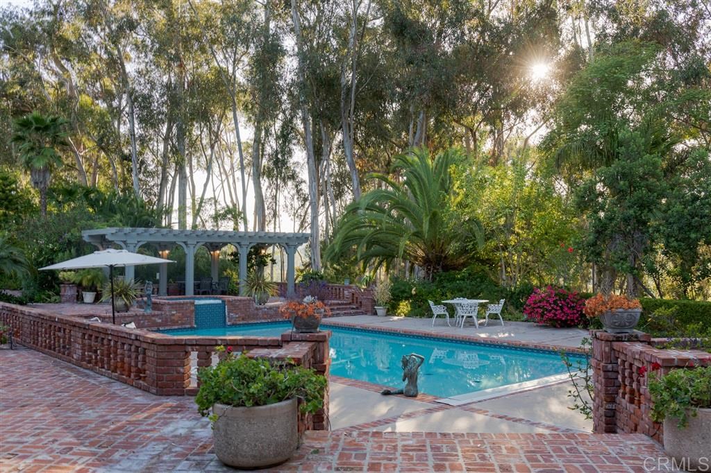 15340 Las Planideras Rancho Santa Fe, CA 92067 - Photo 11 of 12 Gallery Image 11
