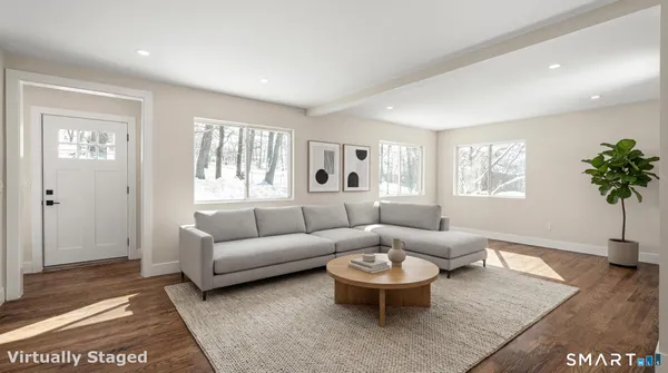 $575,000 | 6 Juniper Ridge Drive, Danbury, CT 06811