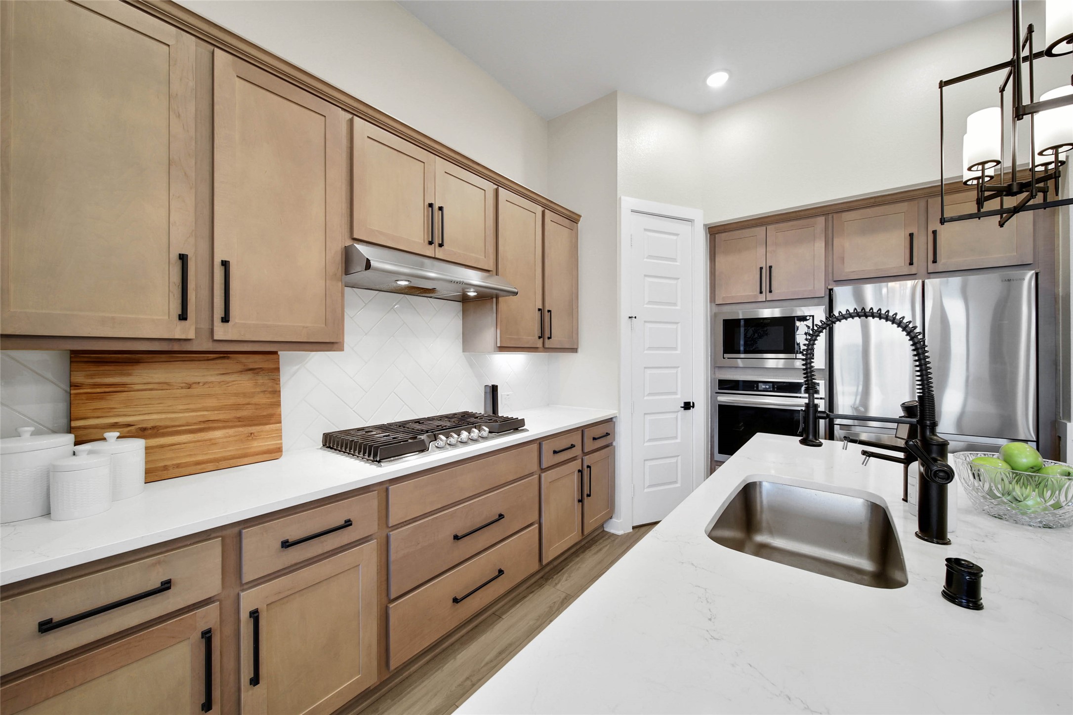 2554 Forbidden Fig Row Manvel, TX 77578 - Photo 12 of 43