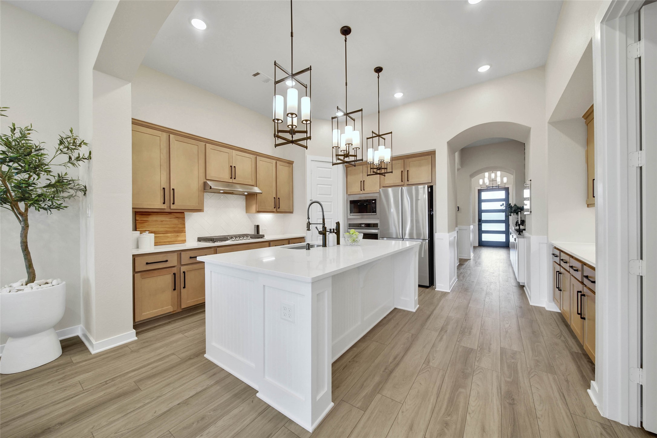 2554 Forbidden Fig Row Manvel, TX 77578 - Photo 2 of 43