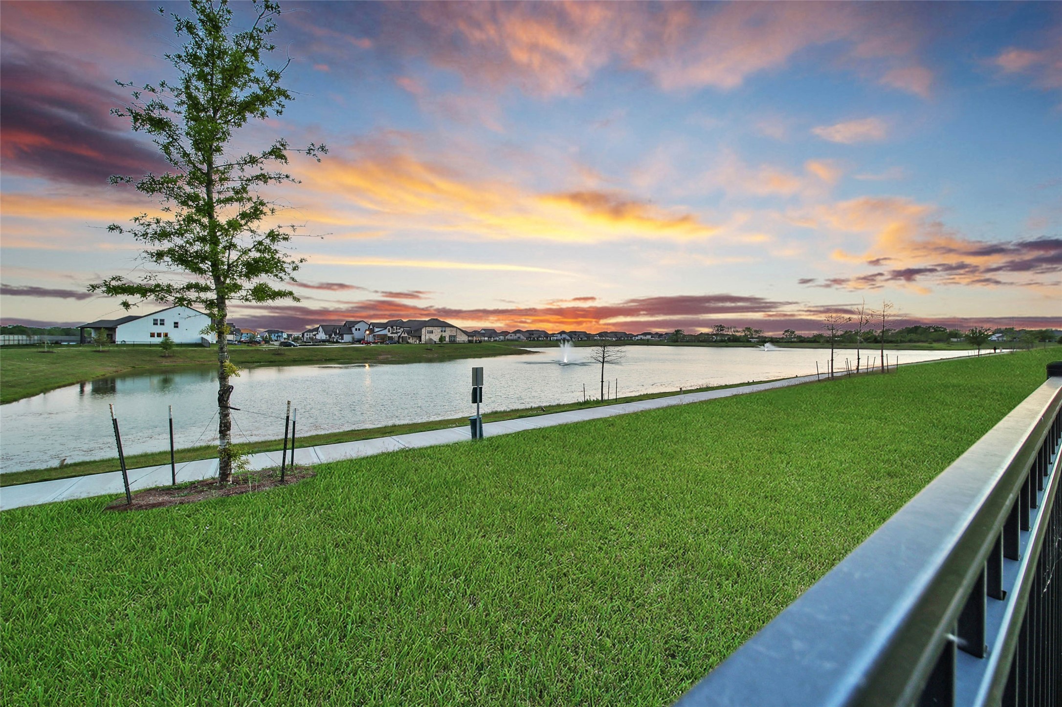 2554 Forbidden Fig Row Manvel, TX 77578 - Photo 38 of 43