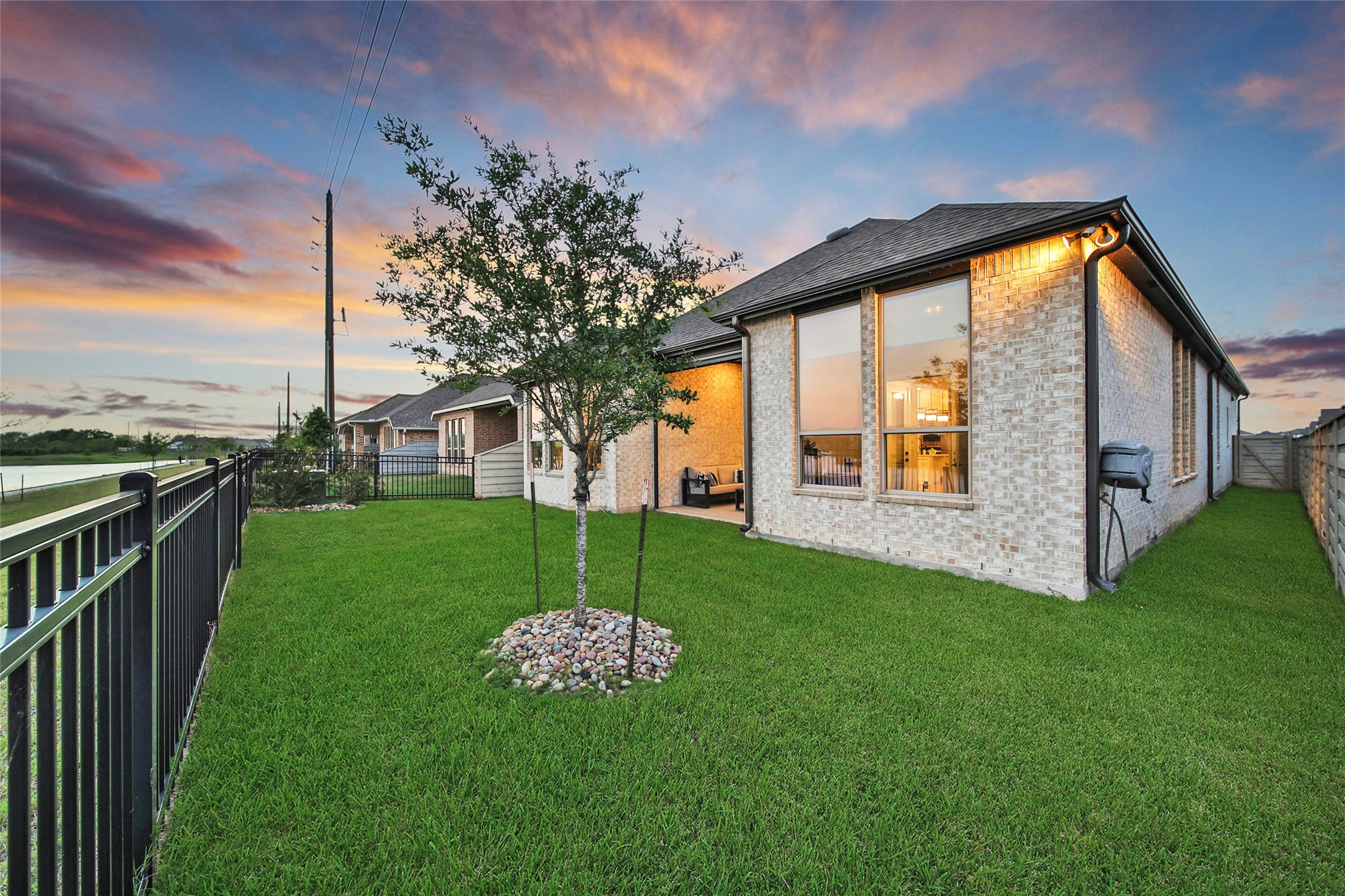 2554 Forbidden Fig Row Manvel, TX 77578 - Photo 39 of 43