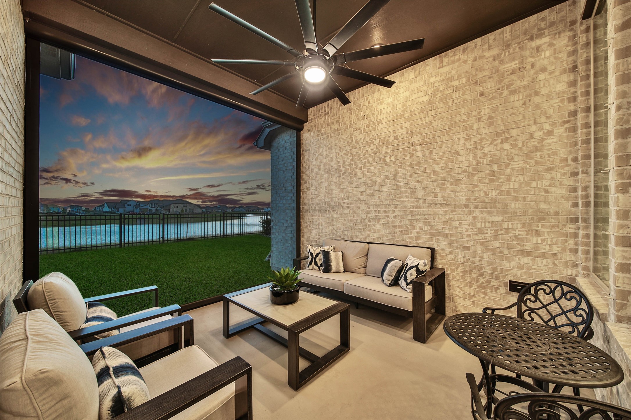 2554 Forbidden Fig Row Manvel, TX 77578 - Photo 4 of 43