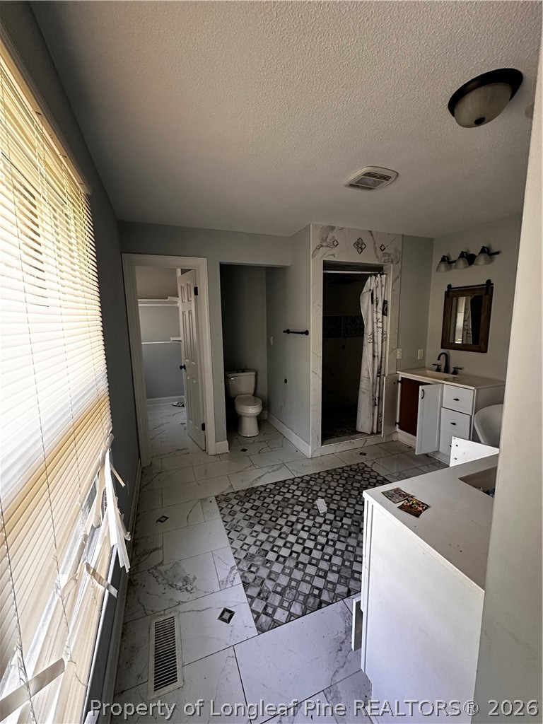 406 Dunmore Road Fayetteville, NC 28303 - Photo 6 of 16 Gallery Image 6