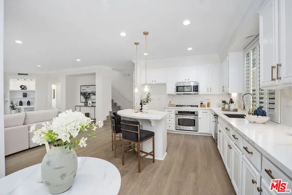 $2,168,000 | 17 Mt Vernon, Irvine, CA 92620