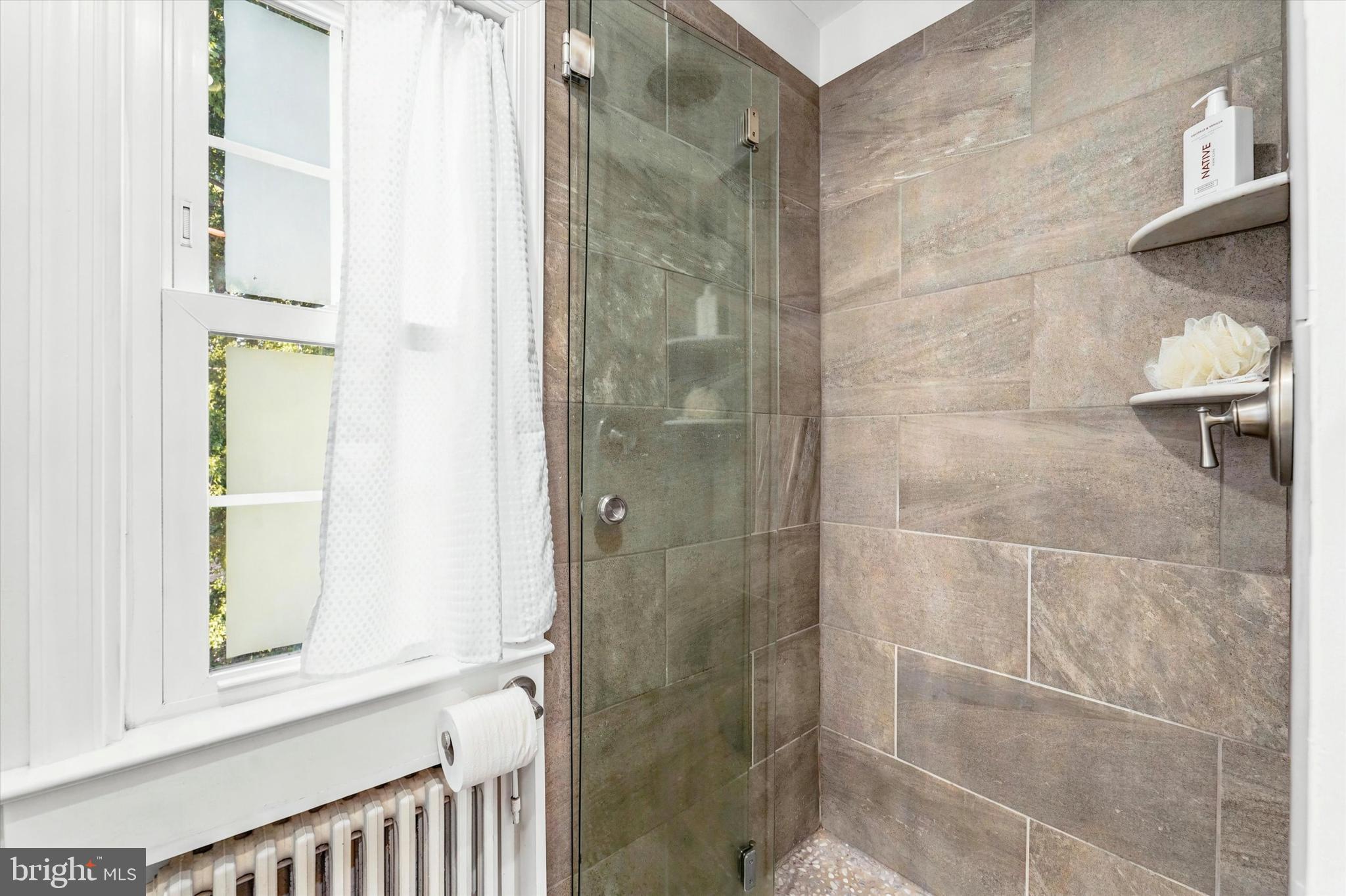 570 Strathmore Road Havertown, PA 19083 - Photo 20 of 34