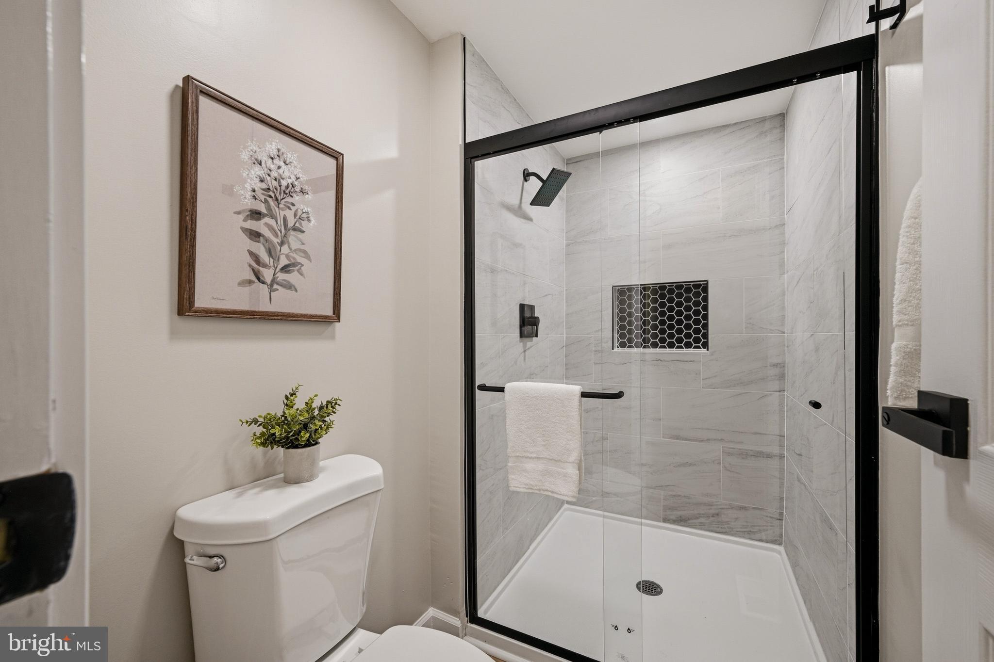 1527 Everlea Road Marriottsville, MD 21104 - Photo 53 of 70 Large walk in shower