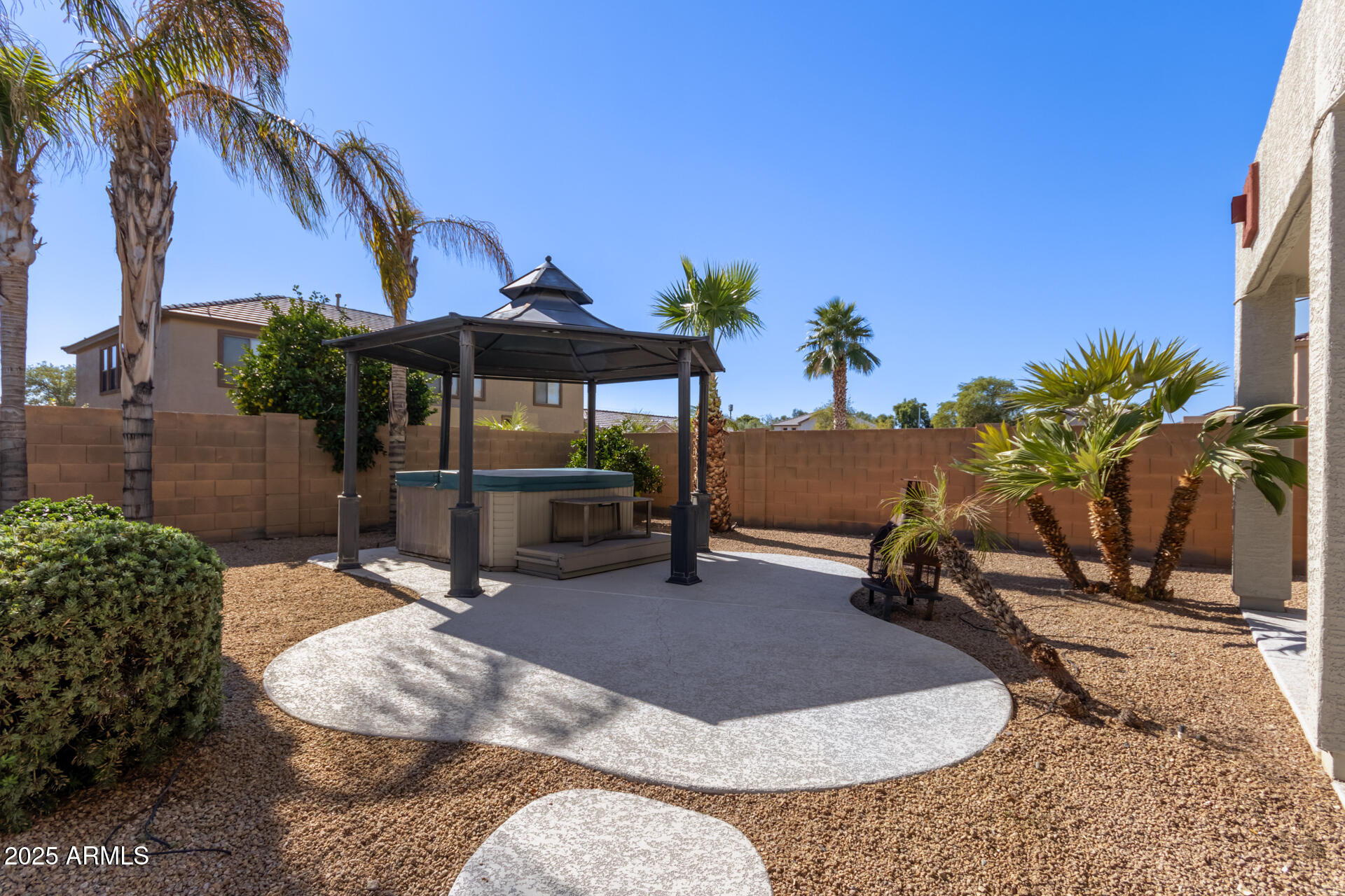 13635 West Calavar Road Surprise, AZ 85379 - Photo 73 of 76 0071-71 - Calavar