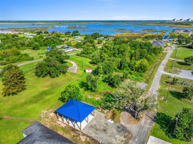 $129,000 | 180 Cooper Ann Lane, Hackberry, LA 70645