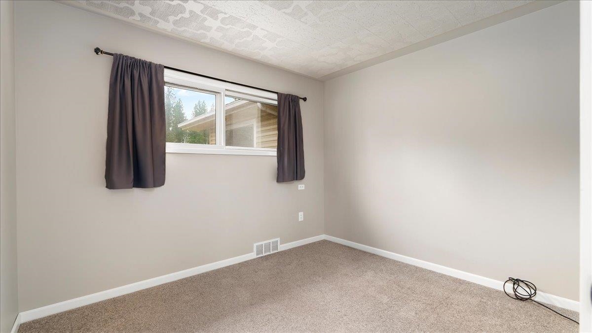 4511 West Thorpe Road Spokane, WA 99224 - Photo 18 of 28
