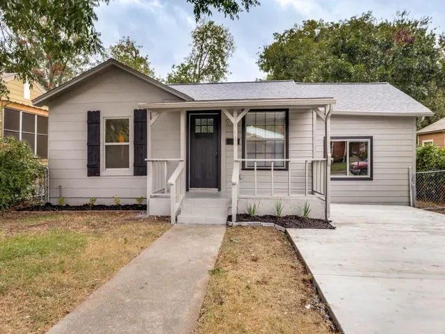 $2,150 | 3917 Valentine Street, Fort Worth, TX 76107