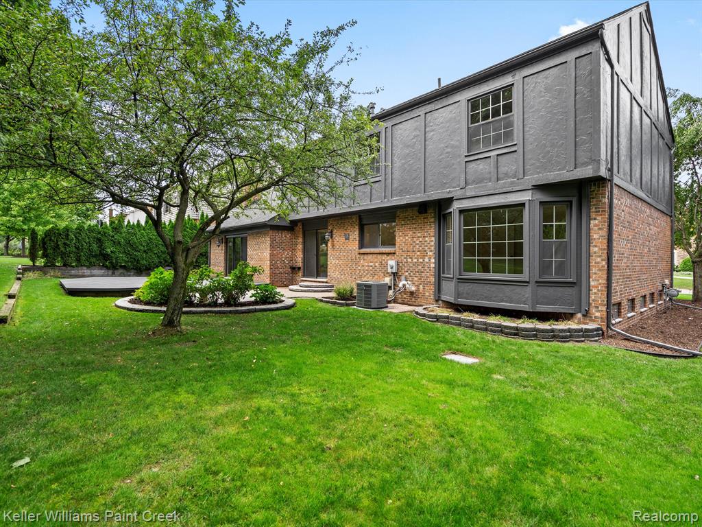 319 Lake Forest Road Rochester Hills, MI 48309 - Photo 42 of 42