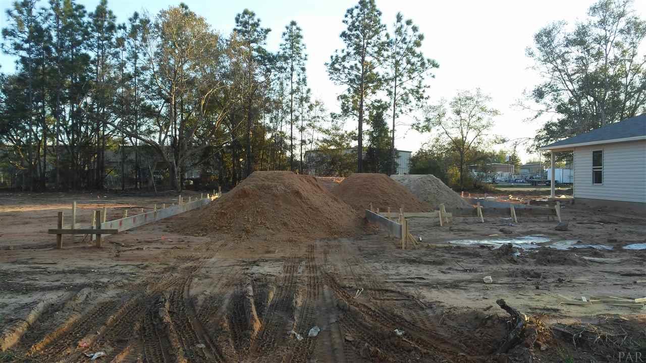 5917 Fairlands Road Milton, FL 32583 - Photo 3 of 4 Gallery Image 3