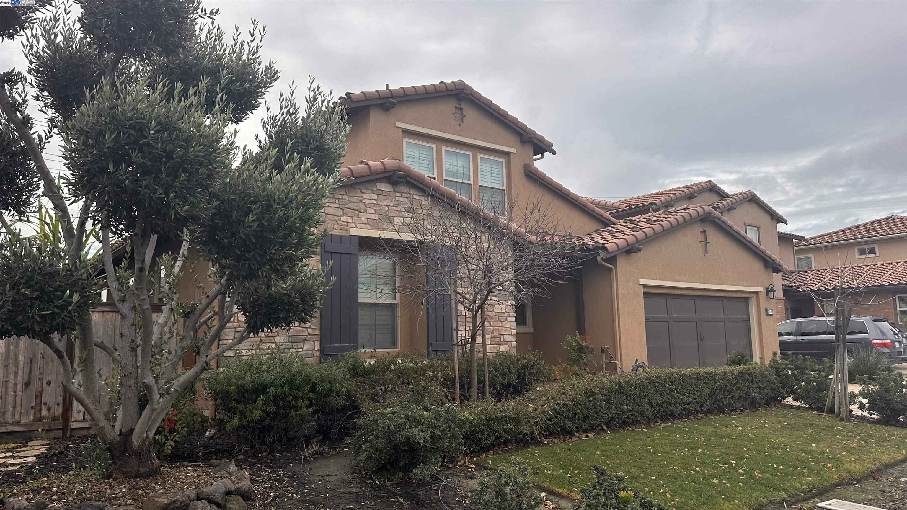 3548 Rapallo Way Manteca, CA 95337 - Photo 3 of 51