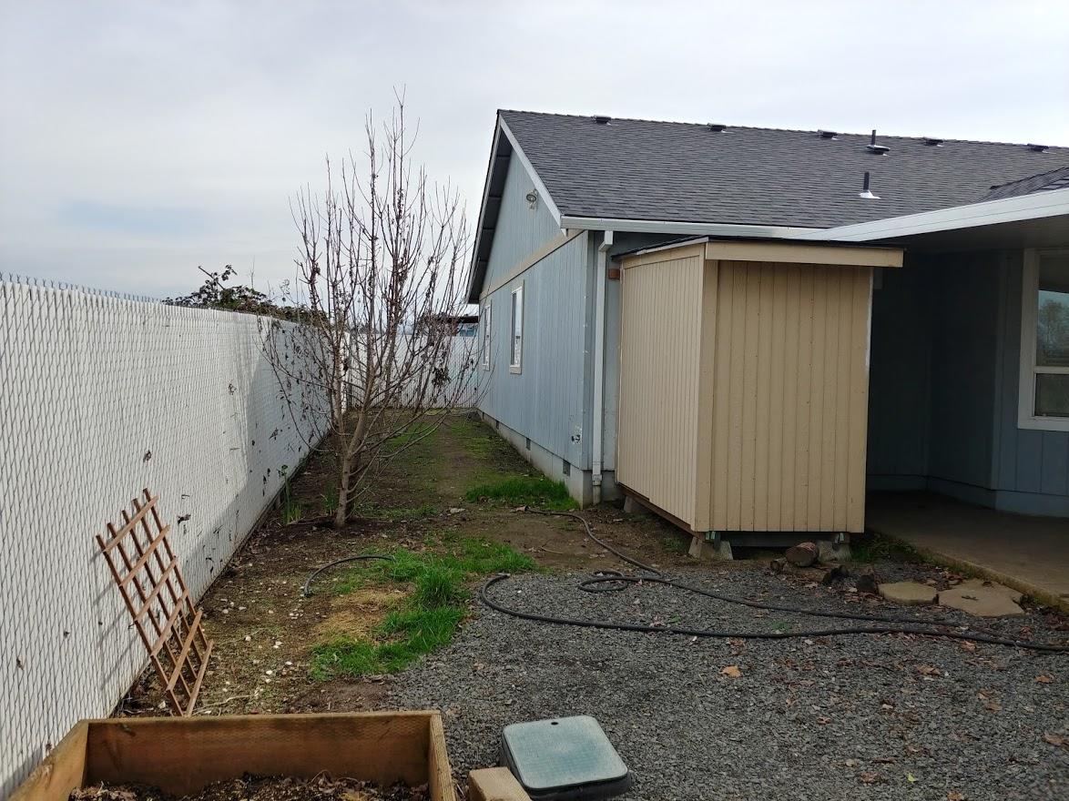 1340 Sandy Lane Central Point, OR 97502 - Photo 26 of 27 1340C